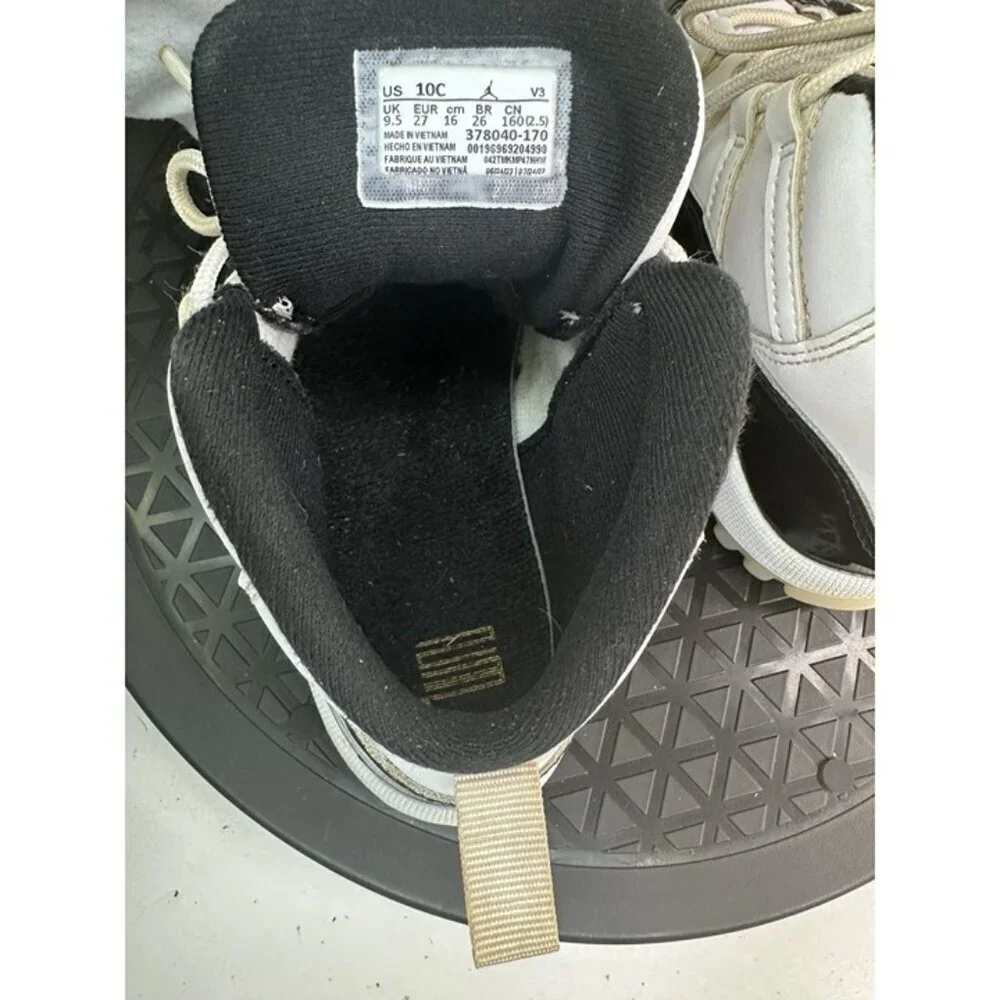 Nike Air Jordan 11 Retro TD Gratitude 378040-170 Kids 10C White Black Patent 23